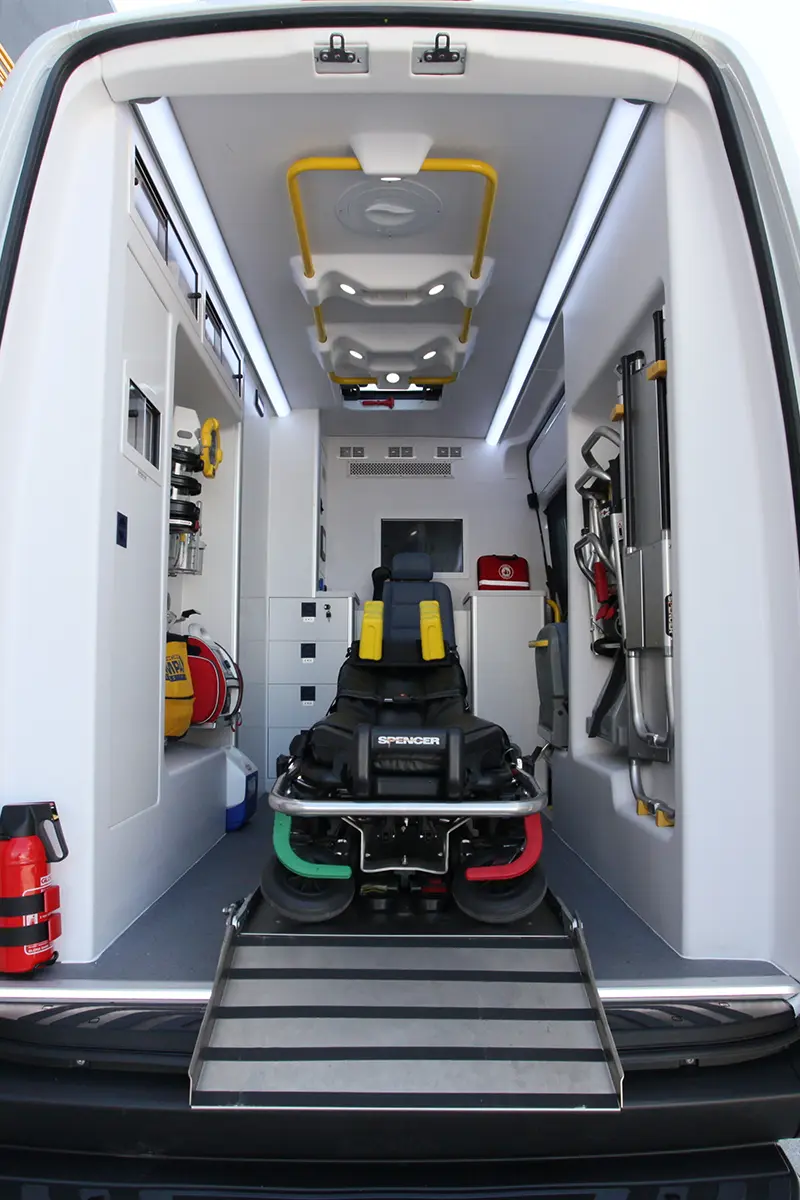 Nova Ambulans'ın profesyonel ve güler yüzlü sağlık ekibi
